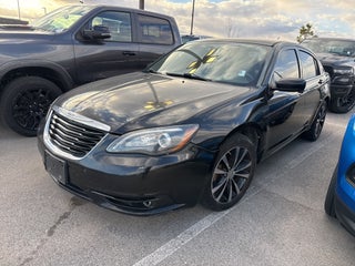 2013 Chrysler 200 Touring