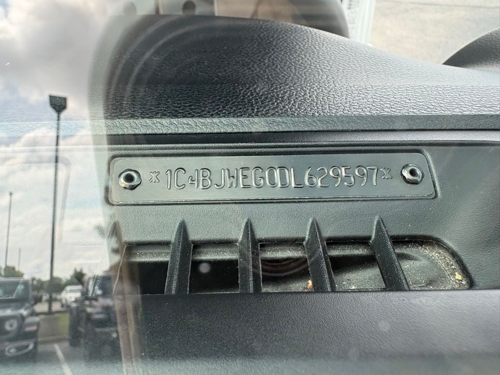 2013 Jeep Wrangler Sahara