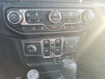 2022 Jeep Wrangler Unlimited Sahara Altitude