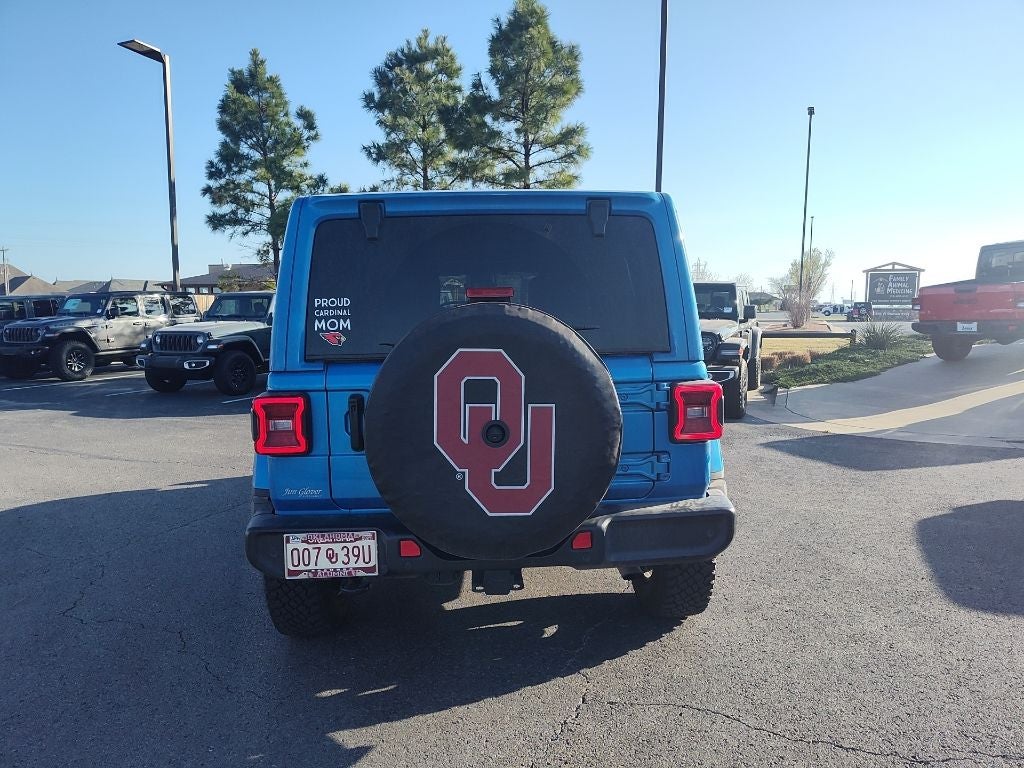 2022 Jeep Wrangler Unlimited Sahara Altitude