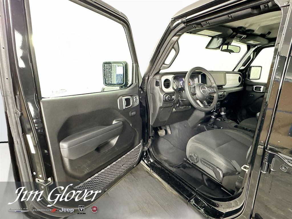 2025 Jeep Wrangler 4-Door Summit 4x4