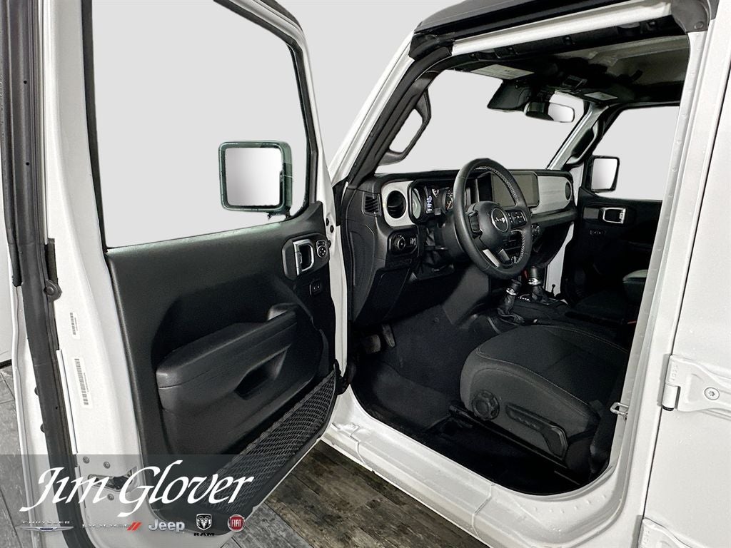 2025 Jeep Wrangler 4-Door Summit 4x4