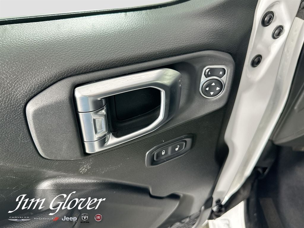 2025 Jeep Wrangler 4-Door Summit 4x4