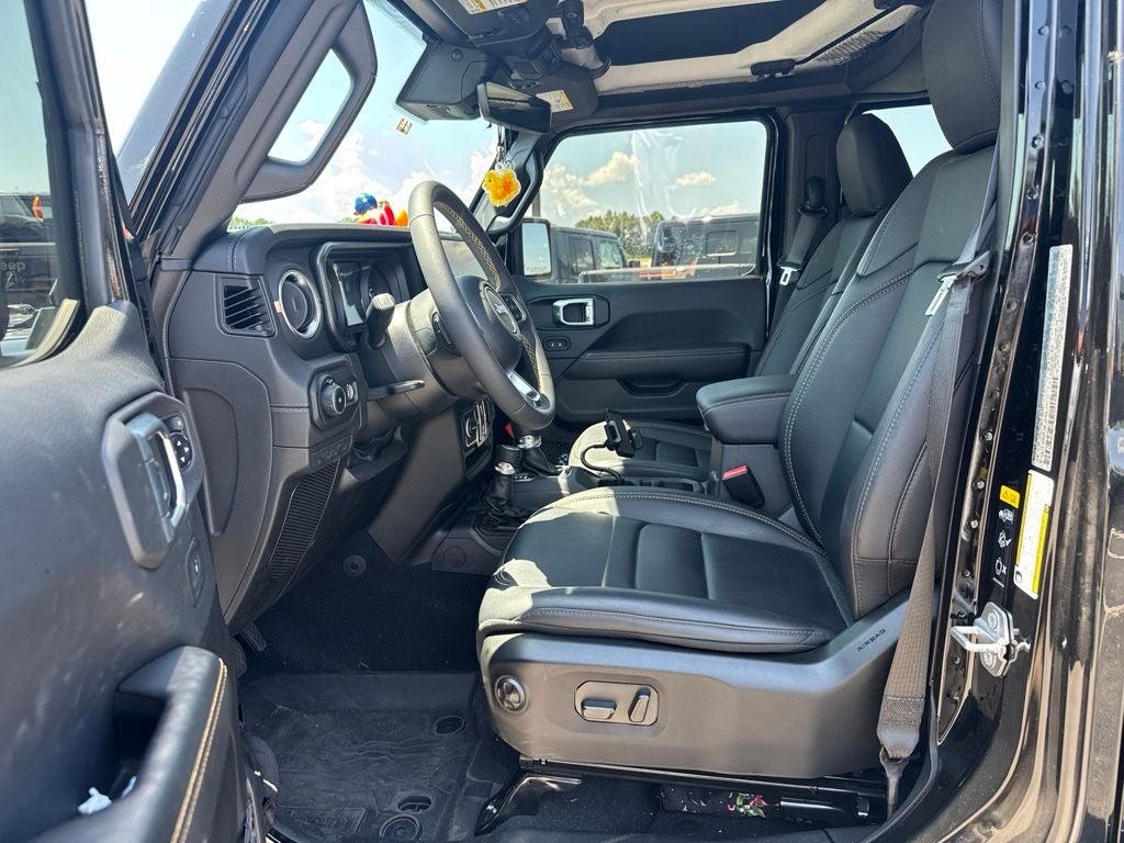 2024 Jeep Wrangler 4-Door Sahara 4x4