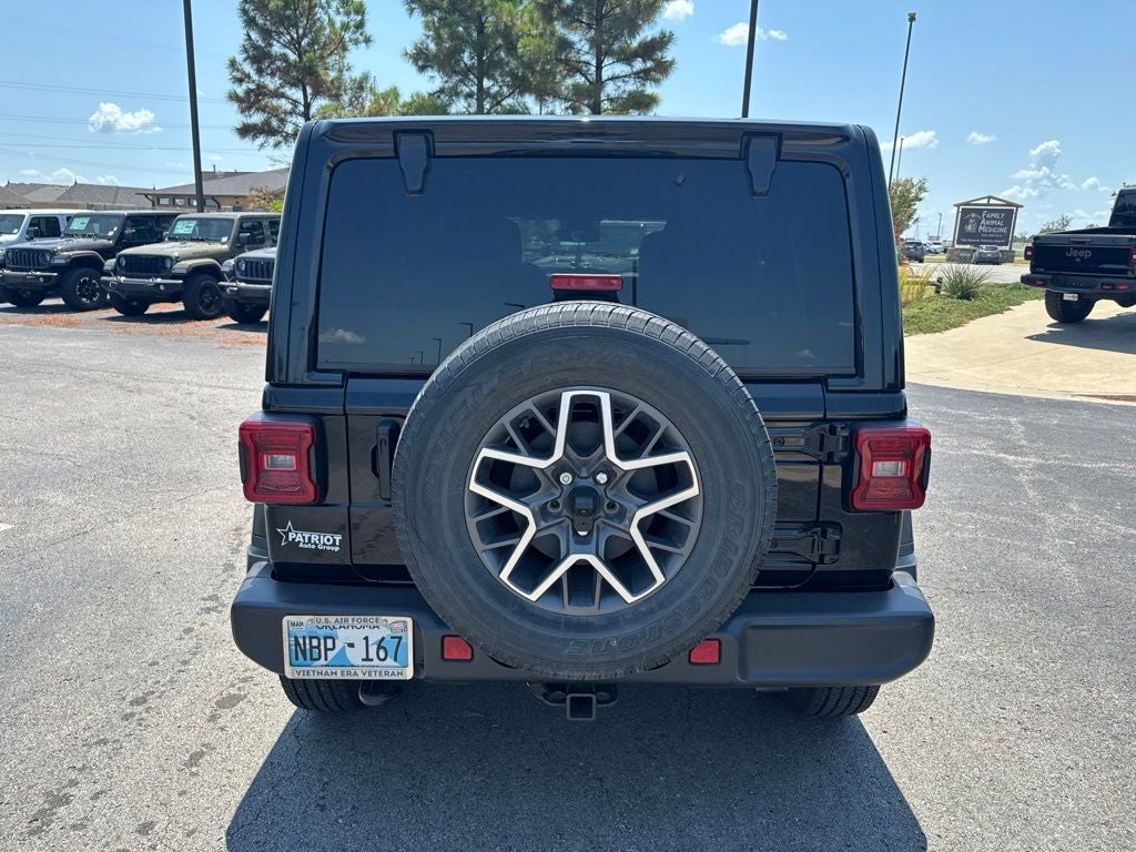 2024 Jeep Wrangler 4-Door Sahara 4x4