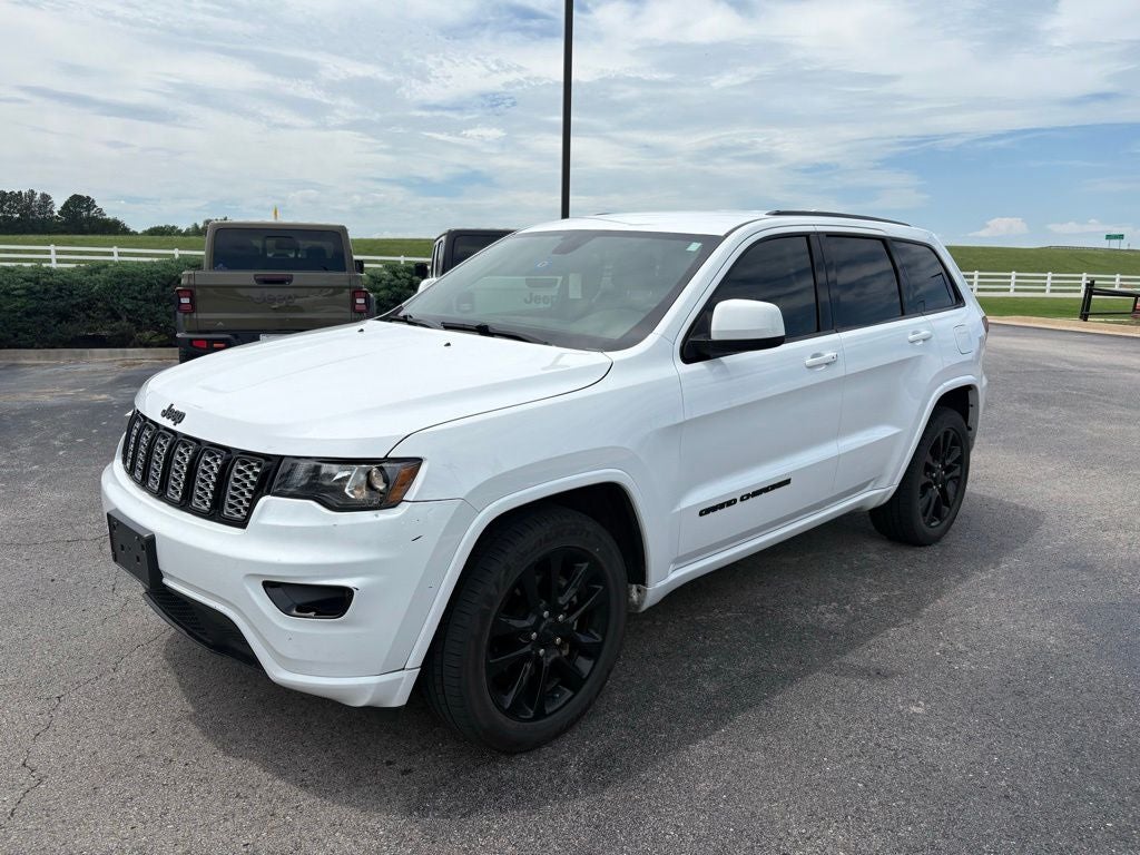 2019 Jeep Grand Cherokee Altitude 4x2