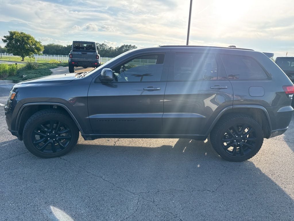 2021 Jeep Grand Cherokee Laredo X