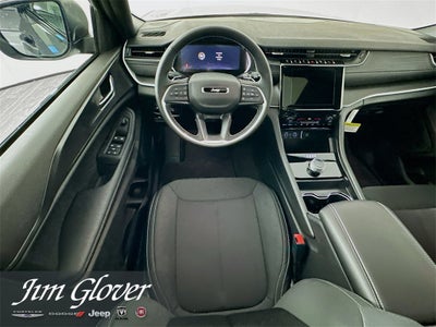 2025 Jeep Grand Cherokee GRAND CHEROKEE LAREDO X 4X2