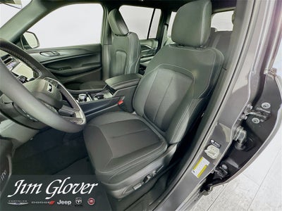 2025 Jeep Grand Cherokee GRAND CHEROKEE LAREDO X 4X2