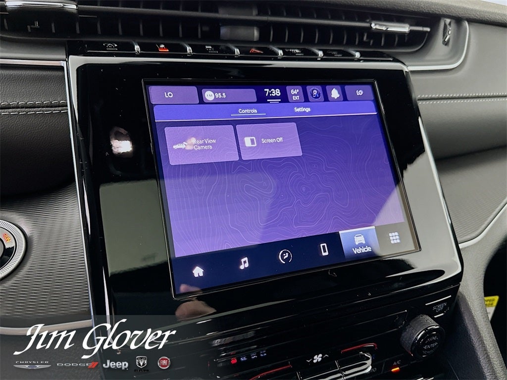 2025 Jeep Grand Cherokee GRAND CHEROKEE LAREDO X 4X2