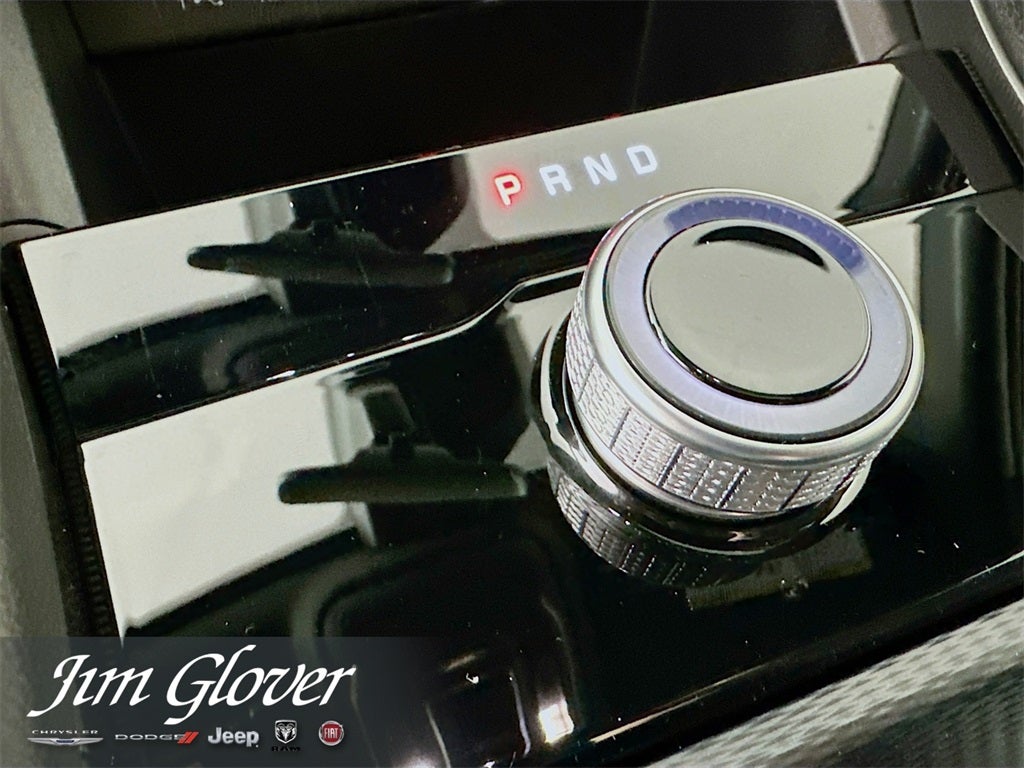 2025 Jeep Grand Cherokee GRAND CHEROKEE LAREDO X 4X2