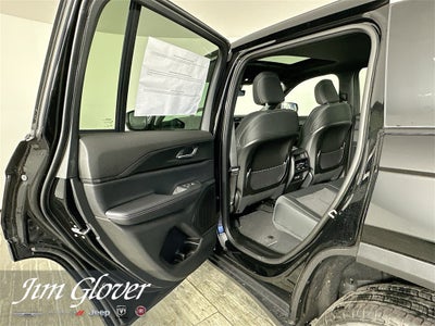 2025 Jeep Grand Cherokee GRAND CHEROKEE LAREDO X 4X2