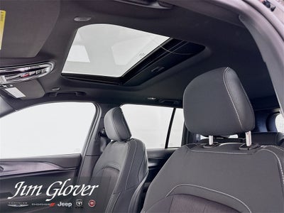 2025 Jeep Grand Cherokee GRAND CHEROKEE LAREDO X 4X2