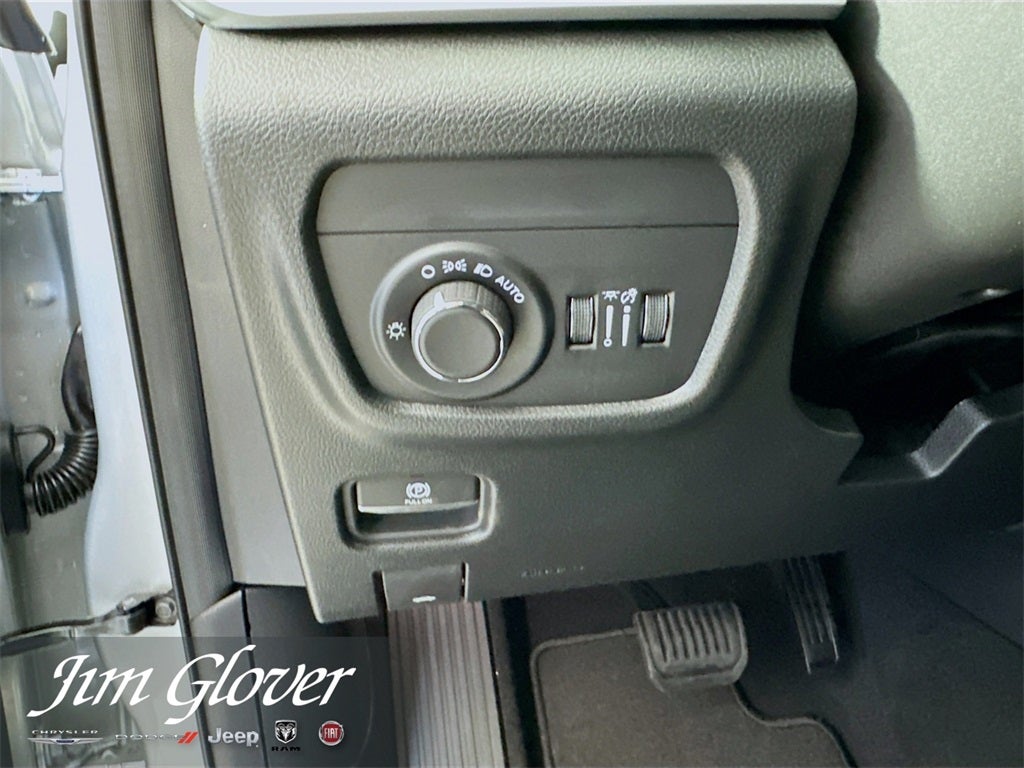 2025 Jeep Grand Cherokee GRAND CHEROKEE ALTITUDE 4X2