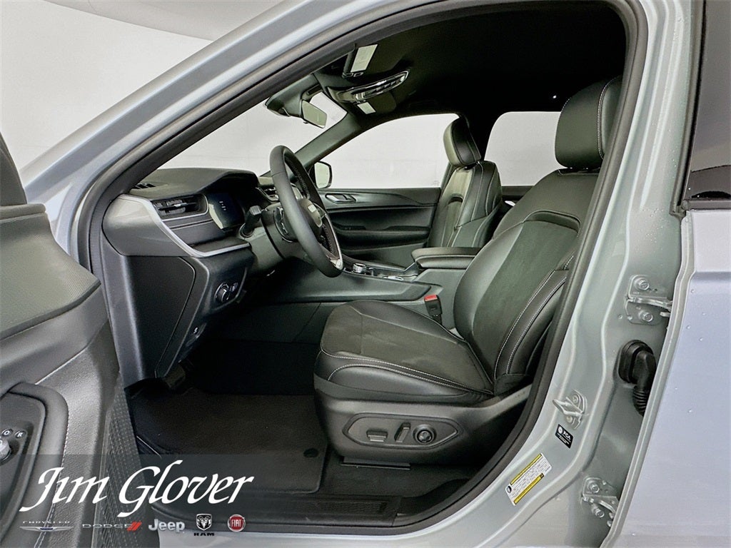 2025 Jeep Grand Cherokee GRAND CHEROKEE ALTITUDE 4X2