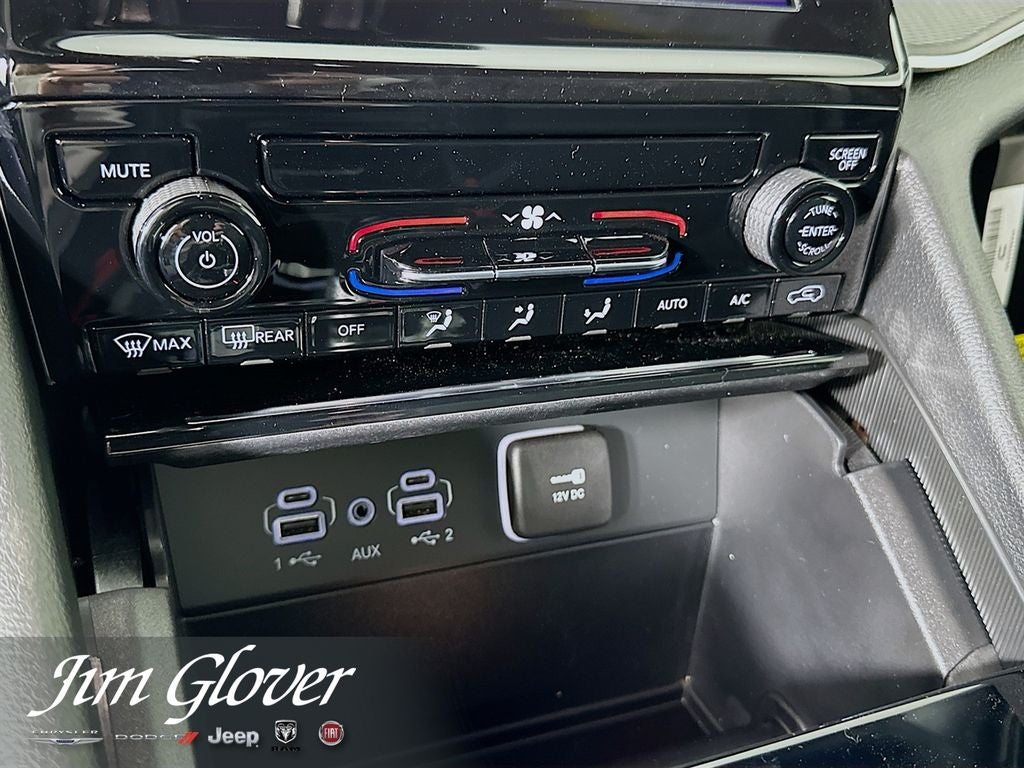 2026 Jeep Grand Cherokee GRAND CHEROKEE LAREDO 4X2
