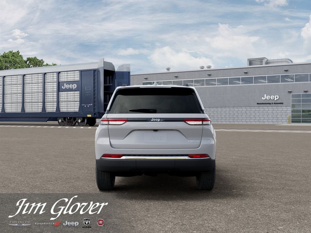 2026 Jeep Grand Cherokee GRAND CHEROKEE LAREDO 4X2