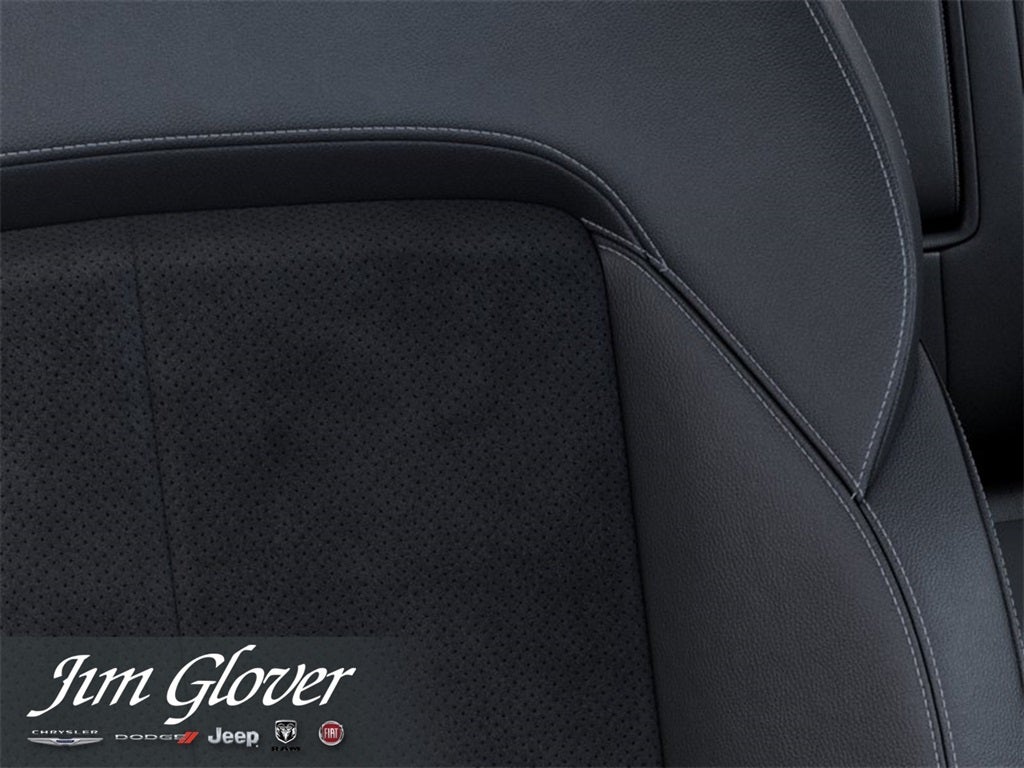 2026 Jeep Grand Cherokee GRAND CHEROKEE LAREDO ALTITUDE 4X2