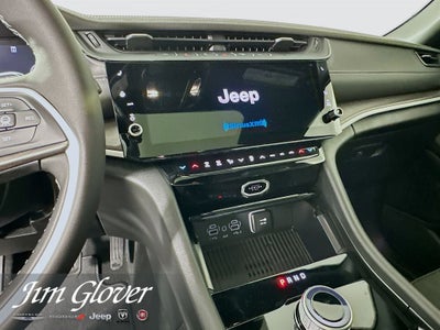 2026 Jeep Grand Cherokee GRAND CHEROKEE LAREDO ALTITUDE 4X2