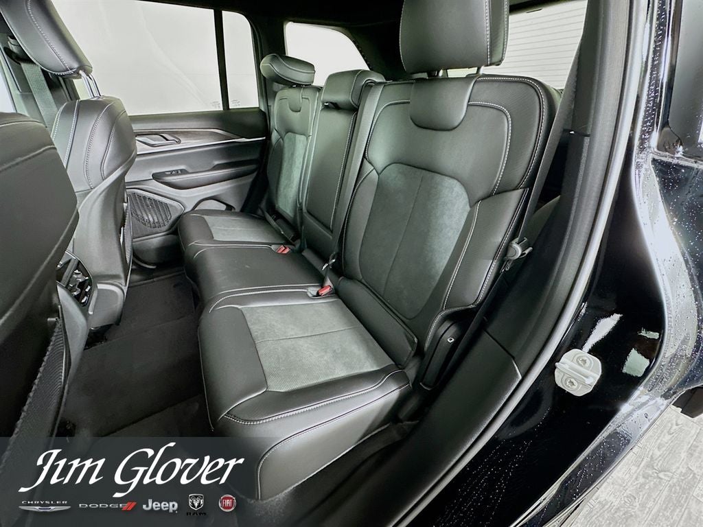 2026 Jeep Grand Cherokee GRAND CHEROKEE LAREDO ALTITUDE 4X2