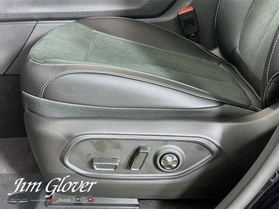 2026 Jeep Grand Cherokee GRAND CHEROKEE LAREDO ALTITUDE 4X2