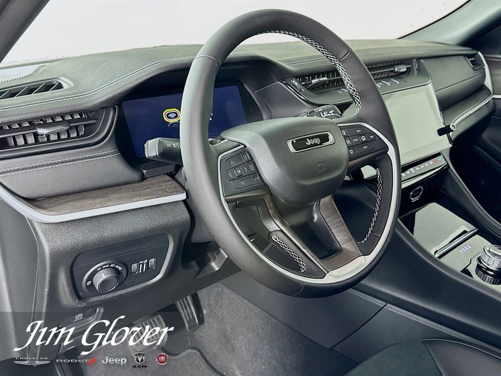 2026 Jeep Grand Cherokee GRAND CHEROKEE LAREDO ALTITUDE 4X2