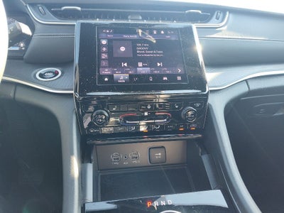 2025 Jeep Grand Cherokee Altitude X 4x4