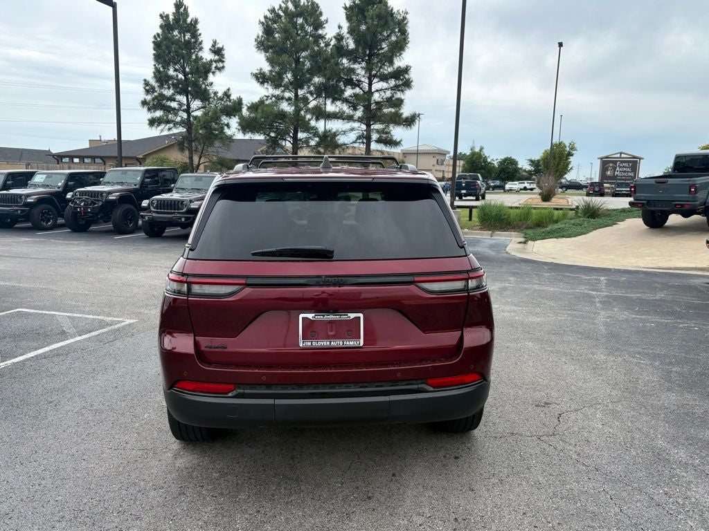 2023 Jeep Grand Cherokee Altitude 4x4