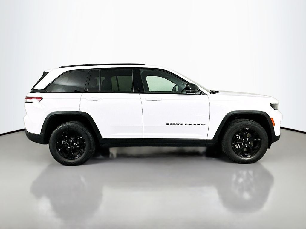 2025 Jeep Grand Cherokee Altitude X 4x4