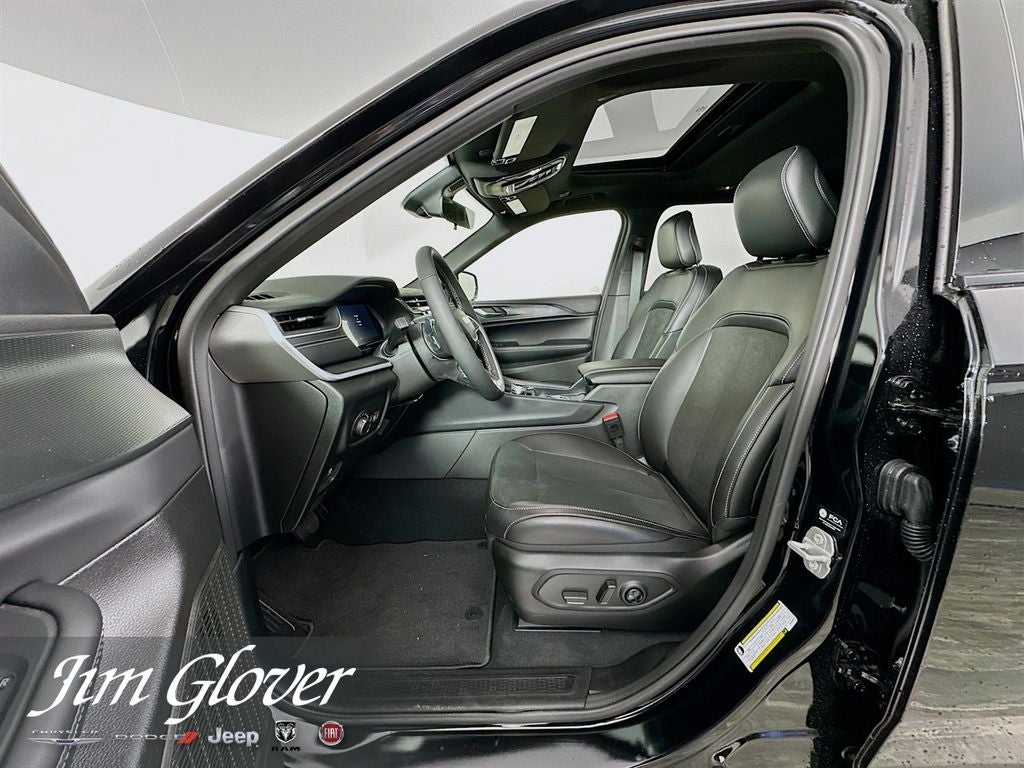 2025 Jeep Grand Cherokee Altitude X 4x4
