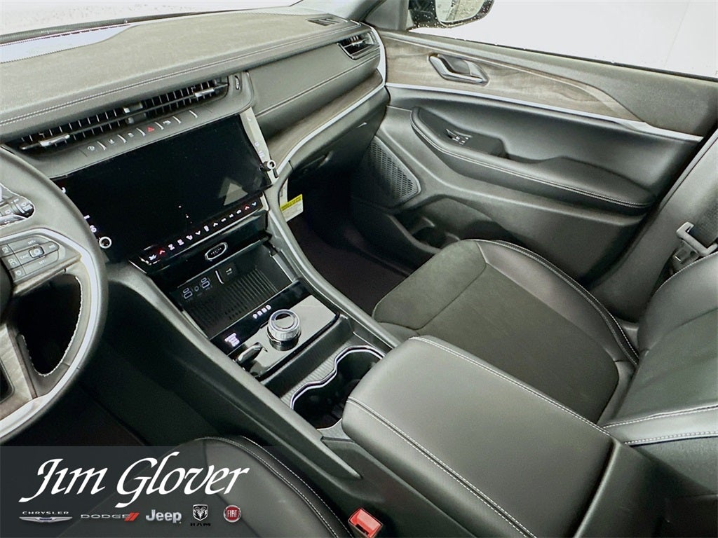 2026 Jeep Grand Cherokee GRAND CHEROKEE ALTITUDE 4X4