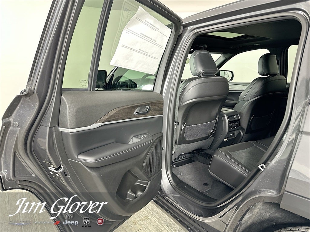 2026 Jeep Grand Cherokee GRAND CHEROKEE ALTITUDE 4X4