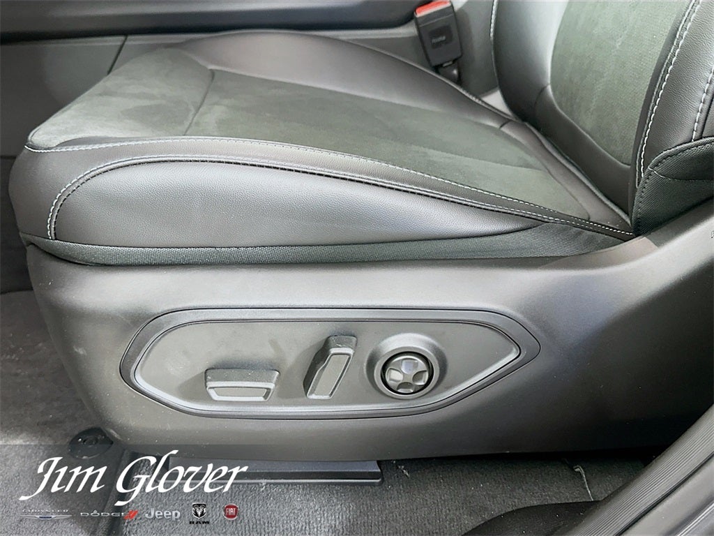 2026 Jeep Grand Cherokee GRAND CHEROKEE ALTITUDE 4X4