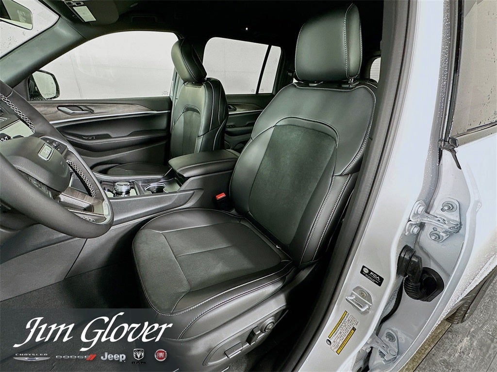 2026 Jeep Grand Cherokee GRAND CHEROKEE ALTITUDE 4X4