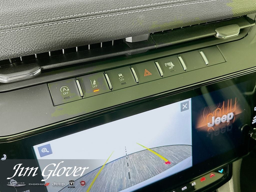 2026 Jeep Grand Cherokee GRAND CHEROKEE LAREDO ALTITUDE 4X4