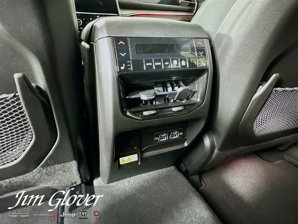 2022 Jeep Grand Cherokee Overland 4x4