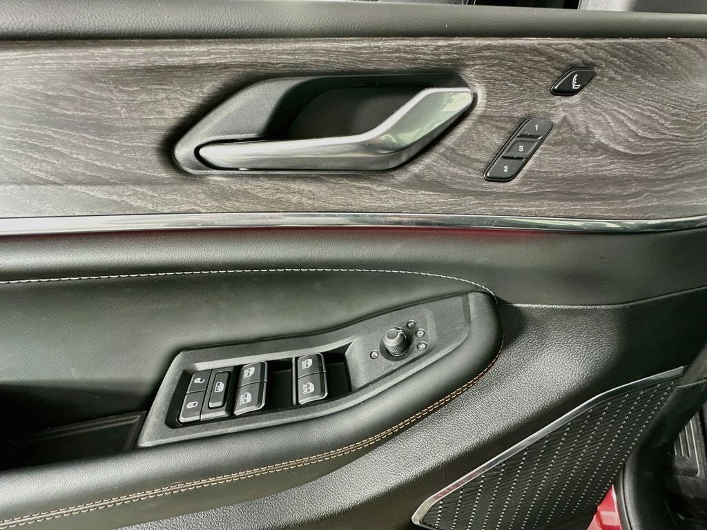 2025 Jeep Grand Cherokee Overland 4x4