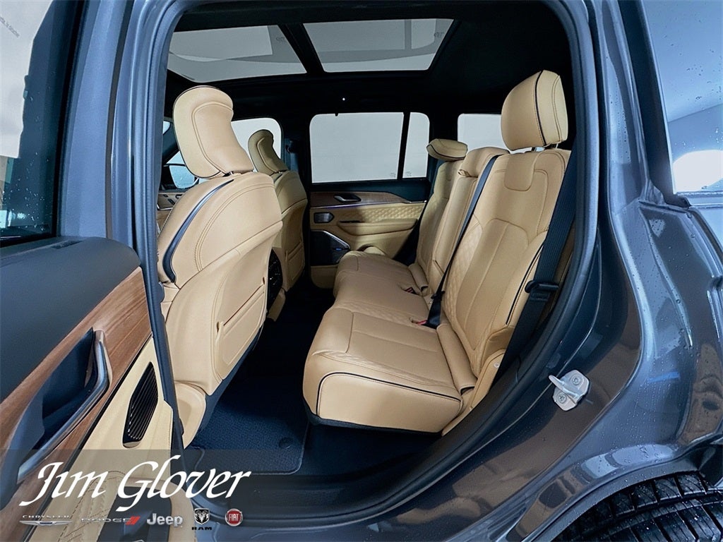 2025 Jeep Grand Cherokee GRAND CHEROKEE SUMMIT RESERVE 4X4