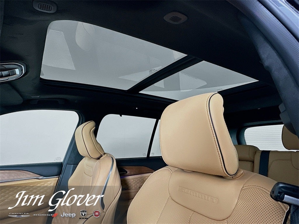 2025 Jeep Grand Cherokee GRAND CHEROKEE SUMMIT RESERVE 4X4