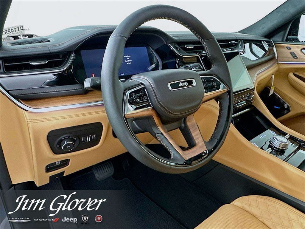 2025 Jeep Grand Cherokee GRAND CHEROKEE SUMMIT RESERVE 4X4