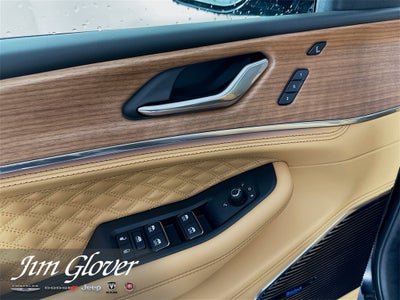 2025 Jeep Grand Cherokee GRAND CHEROKEE SUMMIT RESERVE 4X4