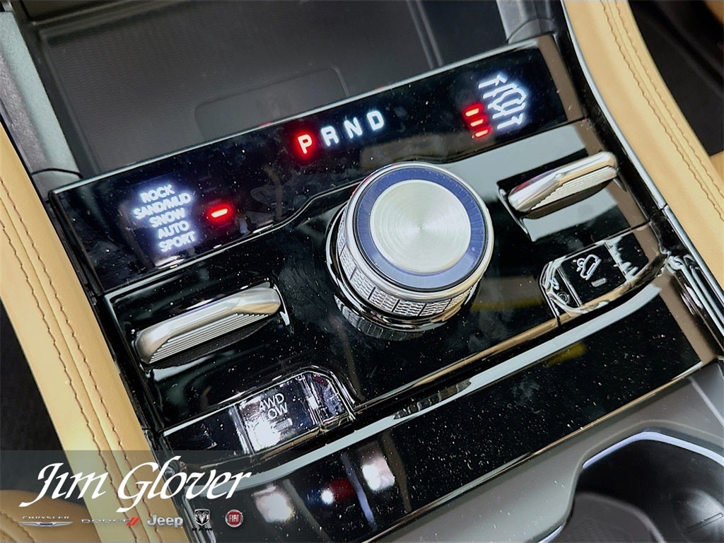 2025 Jeep Grand Cherokee GRAND CHEROKEE SUMMIT RESERVE 4X4