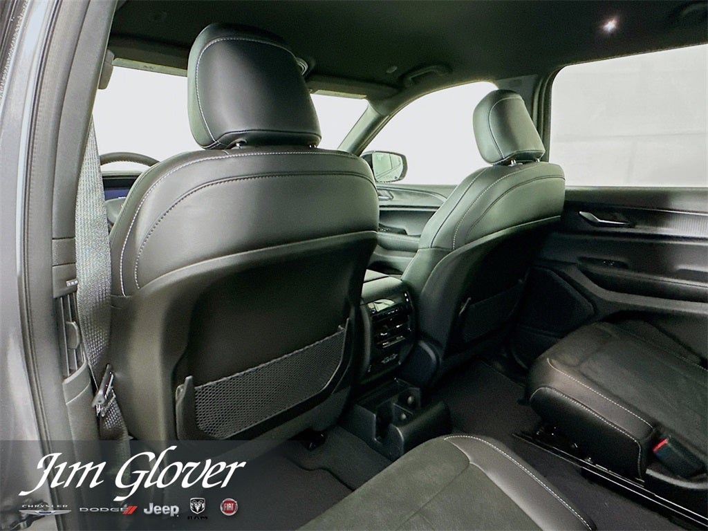 2025 Jeep Grand Cherokee L GRAND CHEROKEE L ALTITUDE 4X2