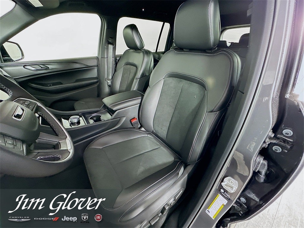 2025 Jeep Grand Cherokee L GRAND CHEROKEE L ALTITUDE 4X2