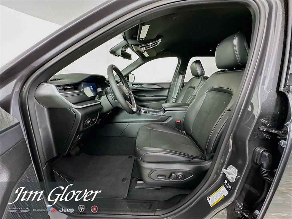 2025 Jeep Grand Cherokee L GRAND CHEROKEE L ALTITUDE 4X2