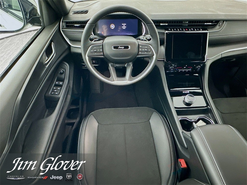 2025 Jeep Grand Cherokee L GRAND CHEROKEE L ALTITUDE 4X2