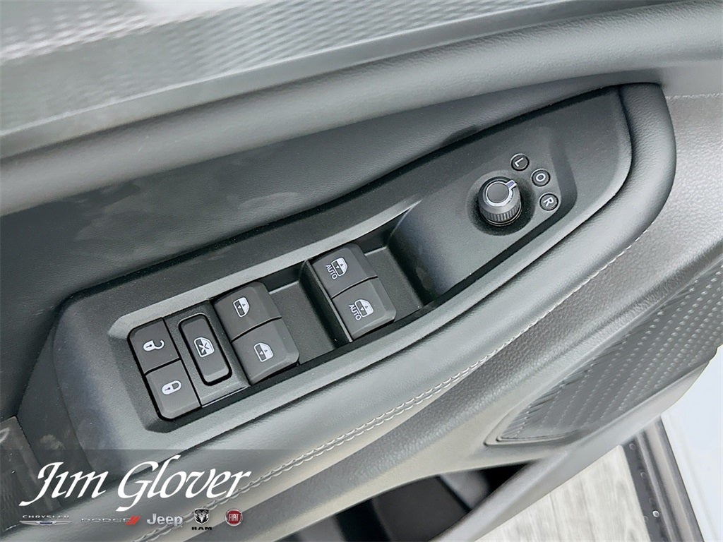 2025 Jeep Grand Cherokee L GRAND CHEROKEE L ALTITUDE 4X2