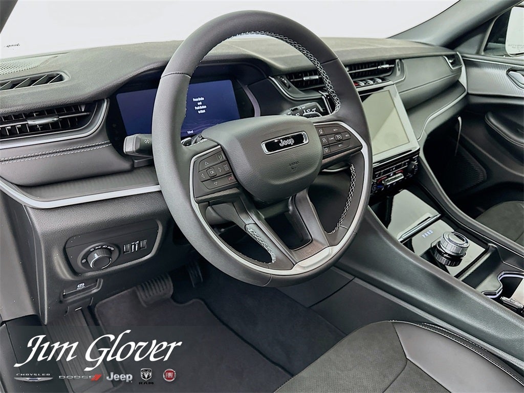 2025 Jeep Grand Cherokee L GRAND CHEROKEE L ALTITUDE 4X2