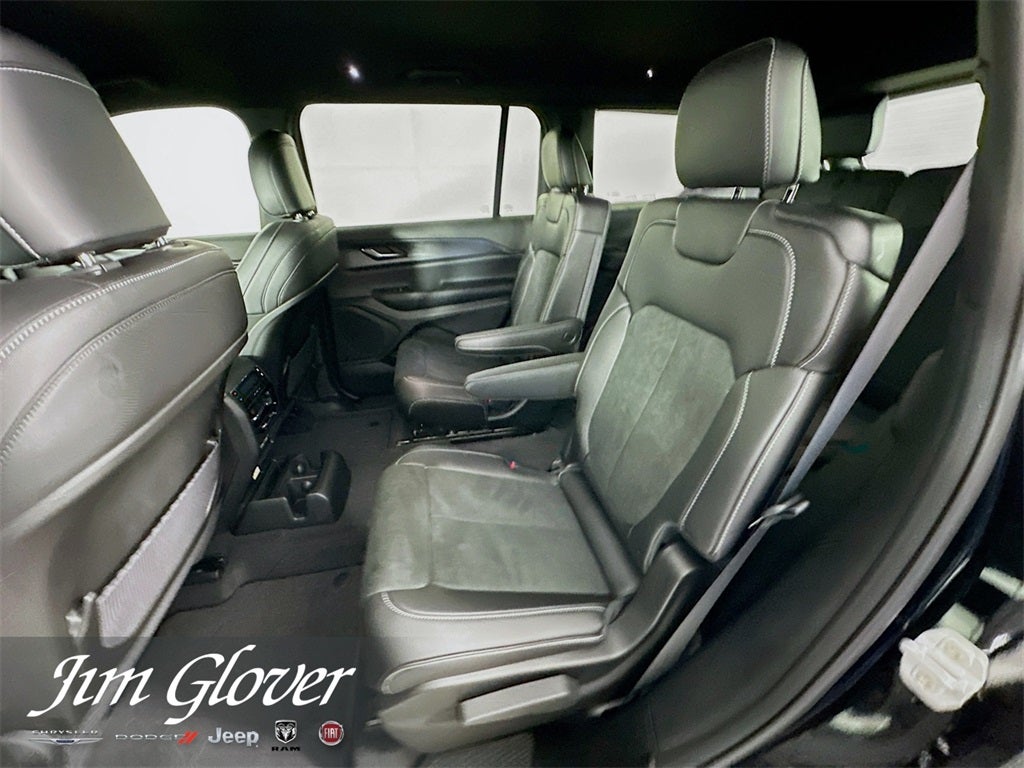 2025 Jeep Grand Cherokee L GRAND CHEROKEE L ALTITUDE 4X2