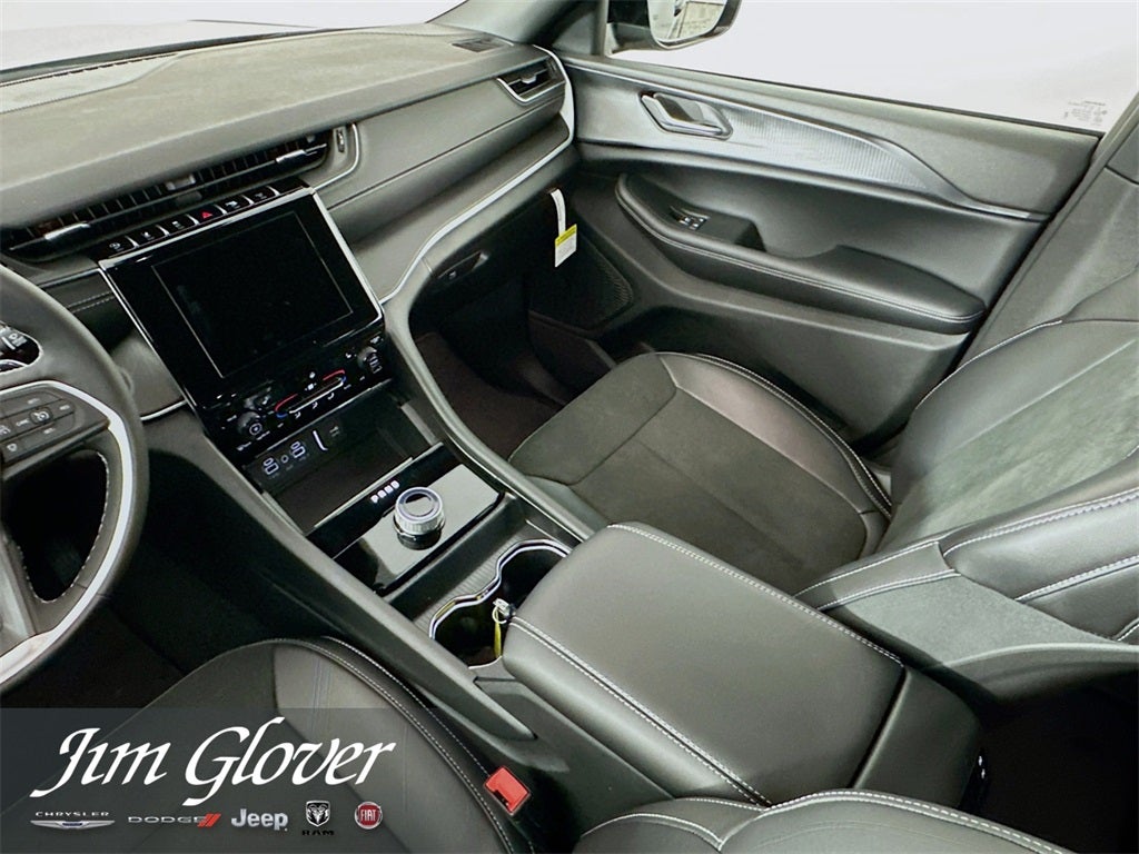 2025 Jeep Grand Cherokee L GRAND CHEROKEE L ALTITUDE 4X2